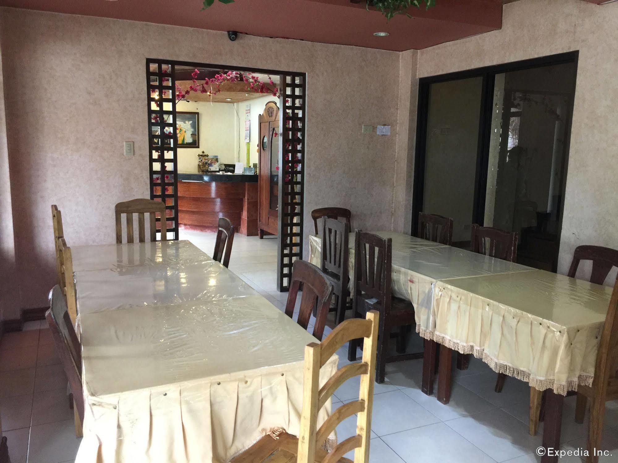 Coco Grove Tourist Inn Panglao Exteriör bild